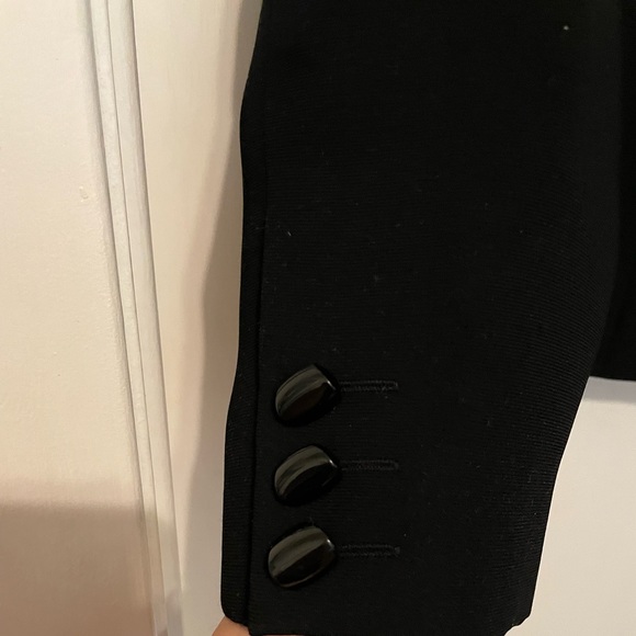 Liz Claiborne Women’s Black Blazer Size 10 - Picture 2 of 12